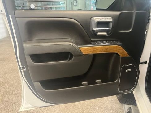 Used 2019 Chevrolet Silverado 2500 LTZ w/ Duramax Plus Package AWD/4WD image 28