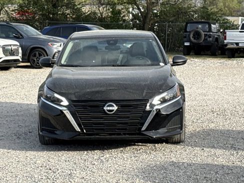 Certified 2024 Nissan Altima 2.5 S image 2