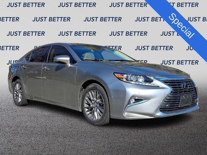 Used 2018 Lexus ES 350 w/ Premier Package