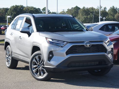New 2025 Toyota RAV4 XLE Premium image 29