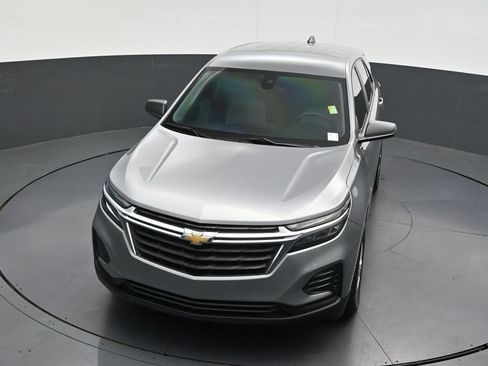 Used 2023 Chevrolet Equinox LS FWD image 23