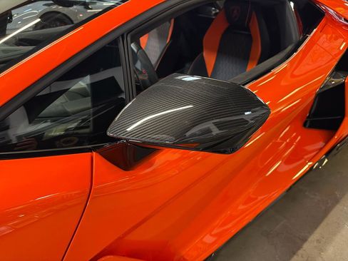 Used 2024 Lamborghini Revuelto image 15