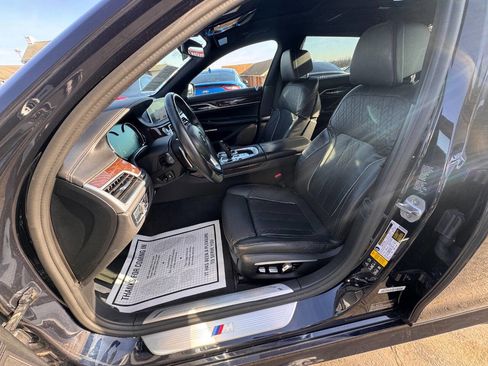 Used 2017 BMW 750i xDrive image 14