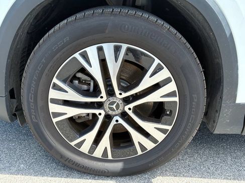 Used 2025 Mercedes-Benz GLA 250 4MATIC image 38