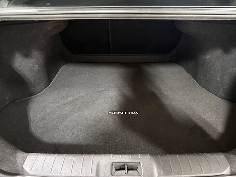 Used 2024 Nissan Sentra SV FWD image 23