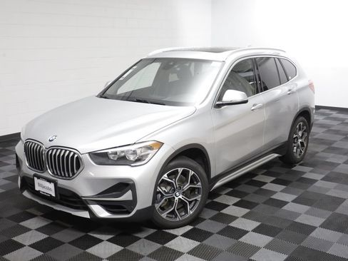 Used 2021 BMW X1 xDrive28i w/ Convenience Package AWD/4WD image 2