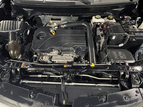 Used 2024 Chevrolet Equinox LS FWD image 37