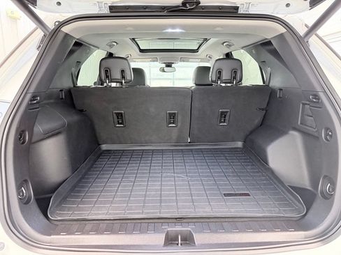 Used 2018 Chevrolet Equinox Premier AWD/4WD image 34