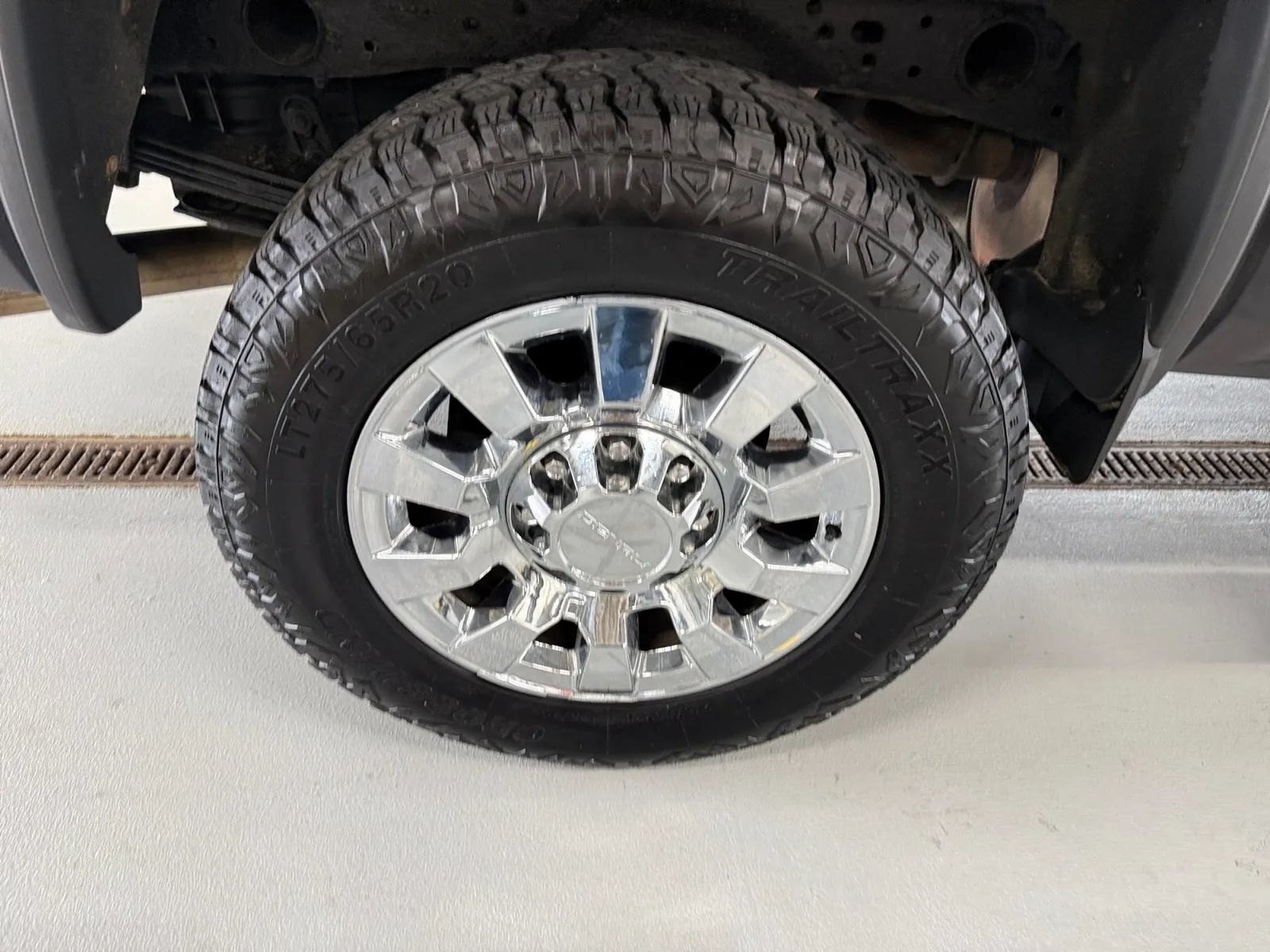 Used 2018 GMC Sierra 2500 Denali w/ Snow Plow Prep Package AWD/4WD image 32
