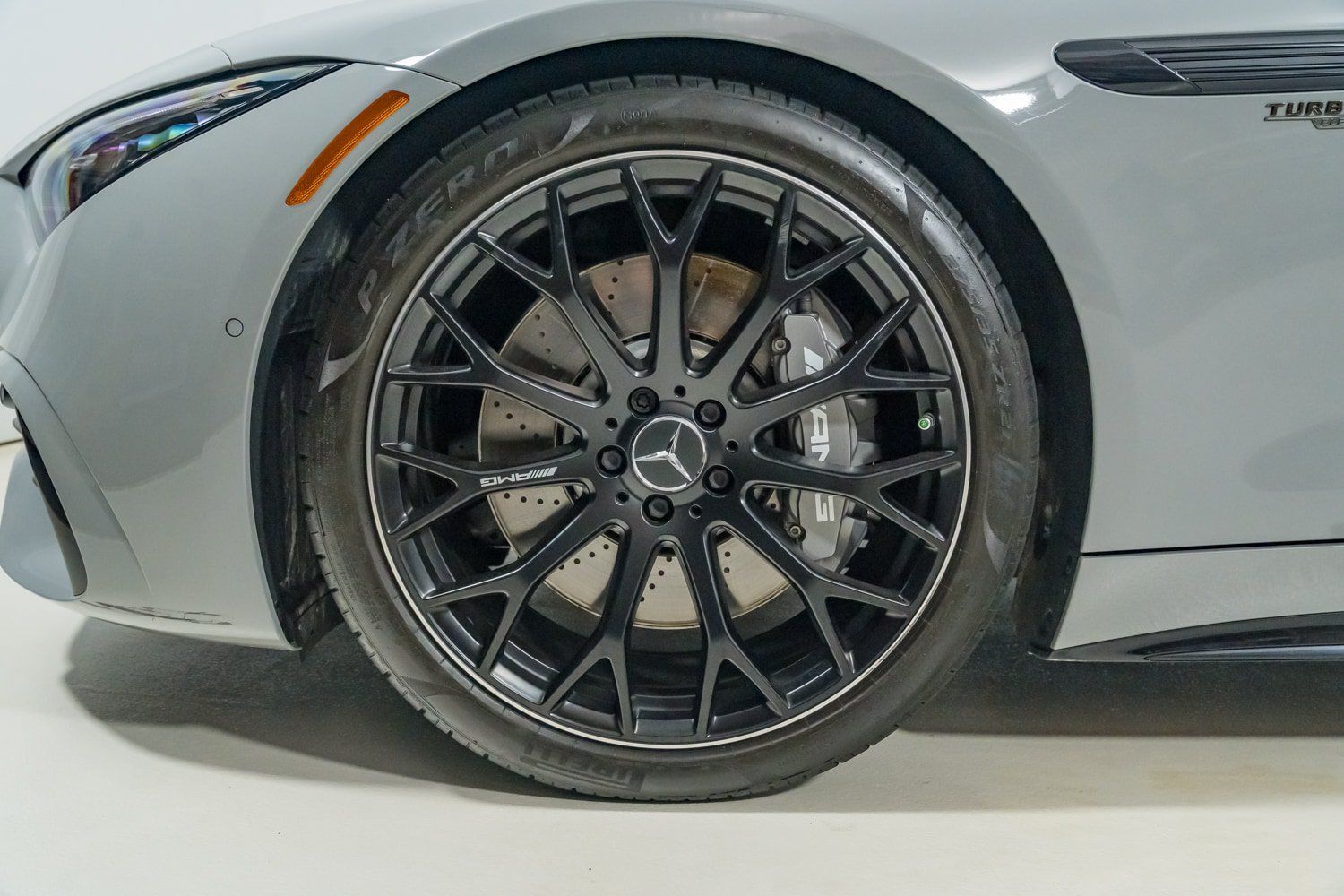 Used 2025 Mercedes-Benz SL 43 AMG w/ Driver Assistance Package image 22