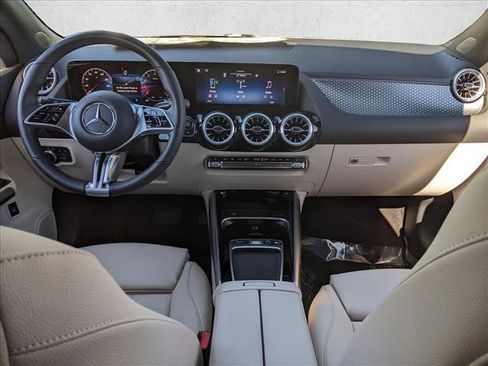 Certified 2025 Mercedes-Benz GLA 250 GLA 250 image 21