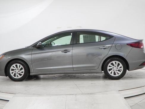 Used 2019 Hyundai Elantra SE image 6