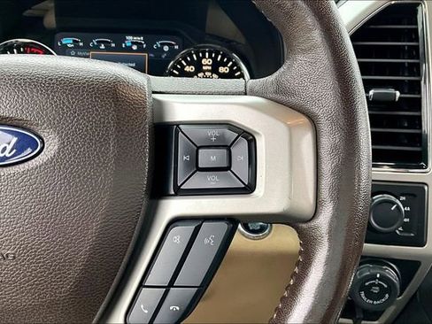 Used 2018 Ford F150 Lariat w/ Equipment Group 502A Luxury AWD/4WD image 20