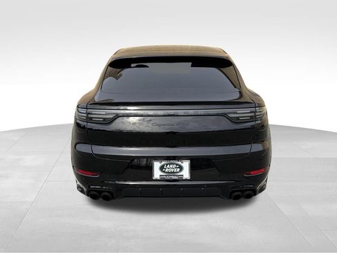 Used 2022 Porsche Cayenne GTS image 7