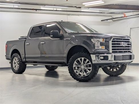 Used 2017 Ford F150 XLT w/ Equipment Group 302A Luxury image 2