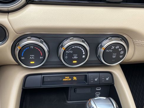 New 2026 MAZDA MX-5 Miata Grand Touring w/ Weather Package RWD image 17