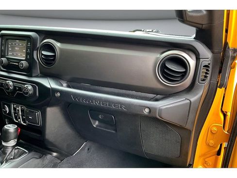 Used 2020 Jeep Wrangler Unlimited Sport S AWD/4WD image 19