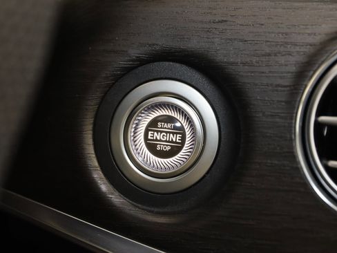 Used 2019 Mercedes-Benz S 63 AMG S 4MATIC Sedan image 47