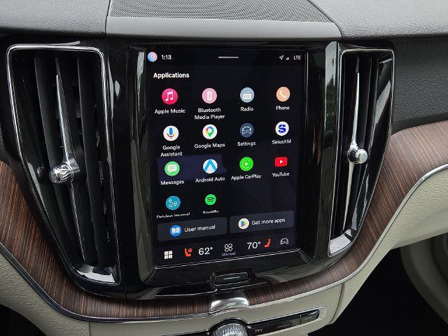 Used 2022 Volvo XC60 B5 Momentum w/ Climate Package AWD/4WD image 18