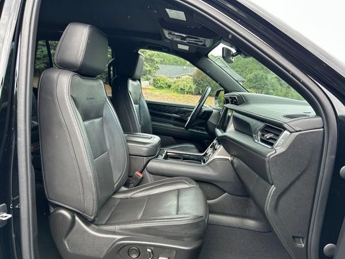 Used 2022 GMC Yukon Denali AWD/4WD image 56
