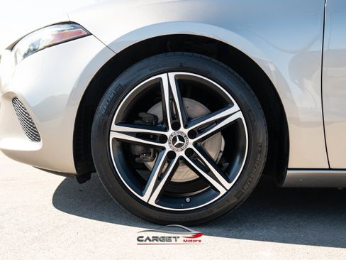 Used 2019 Mercedes-Benz A 220 image 9