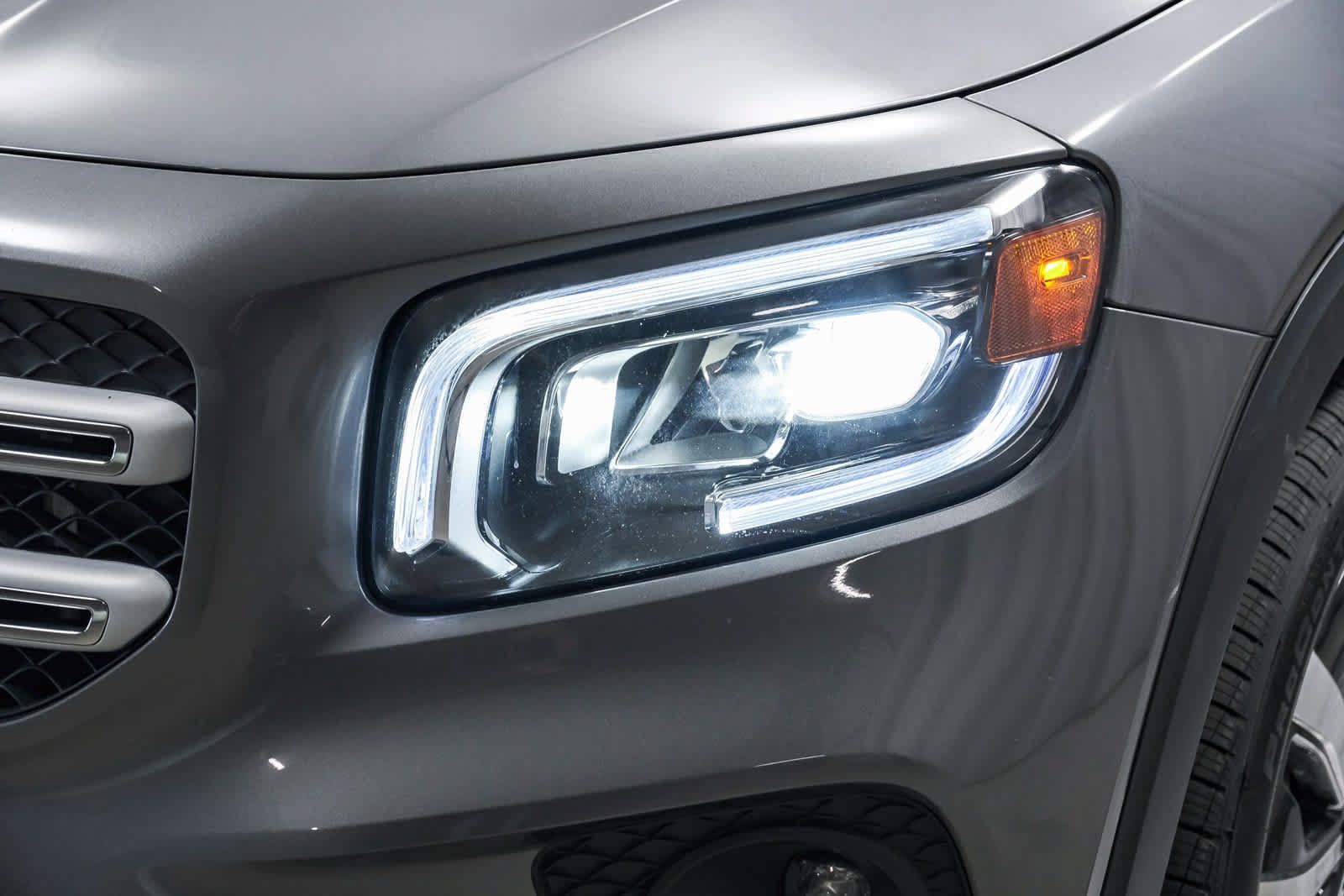 Used 2022 Mercedes-Benz GLB 250 image 12