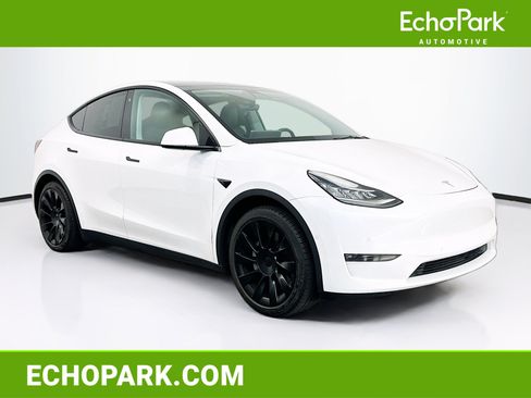 Used 2021 Tesla Model Y Long Range AWD/4WD image 1