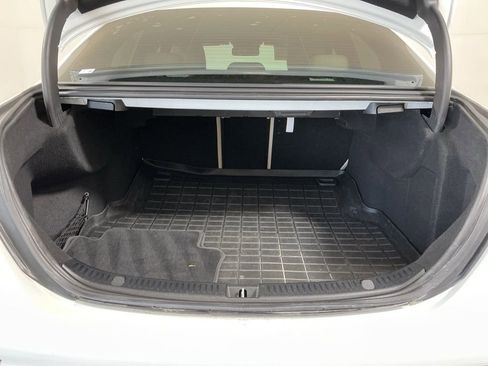 Used 2017 Mercedes-Benz E 300 image 27