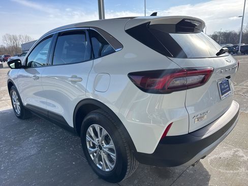 Certified 2024 Ford Escape Active w/ Tech Pack #2 image 5