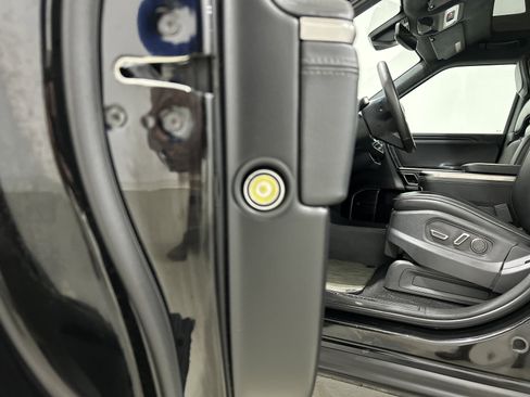 Used 2024 Rivian R1T Adventure AWD/4WD image 30