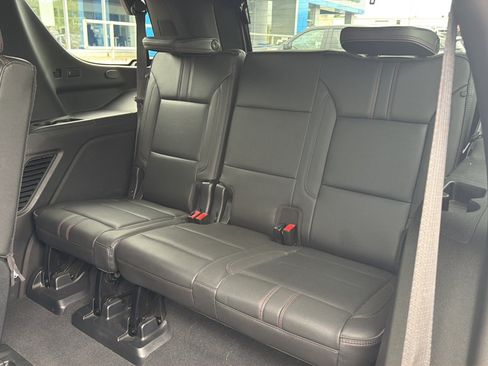 Used 2021 Chevrolet Tahoe RST w/ Rear Media and Nav Package AWD/4WD image 17