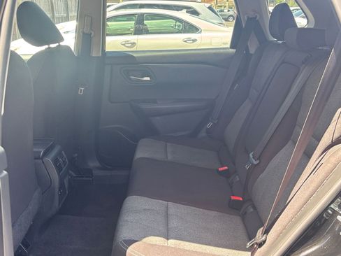 Used 2025 Nissan Rogue SV AWD/4WD image 24