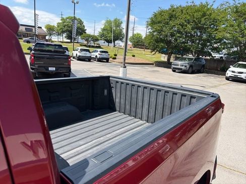 Used 2020 Chevrolet Silverado 1500 Custom w/ Custom Value Package RWD image 12