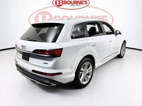 Used 2023 Audi Q7 3.0T Premium Plus w/ Premium Plus Package AWD/4WD image 11