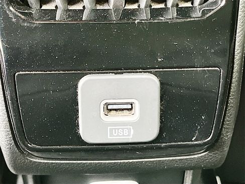 Used 2025 Jeep Compass Latitude w/ Altitude Special Edition image 24