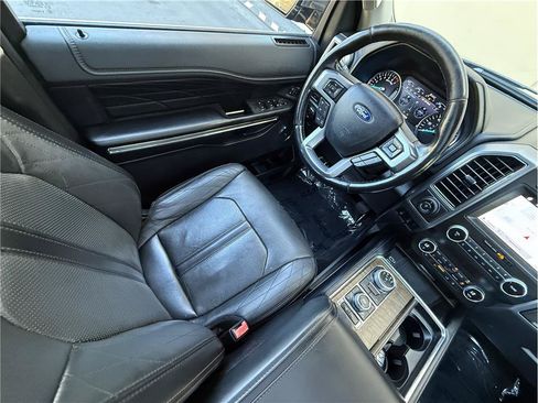 Used 2019 Ford Expedition Max Platinum AWD/4WD image 10