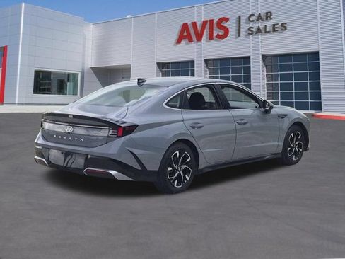 Used 2025 Hyundai Sonata SEL FWD image 6