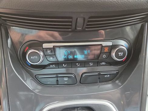 Used 2014 Ford Escape Titanium FWD image 34