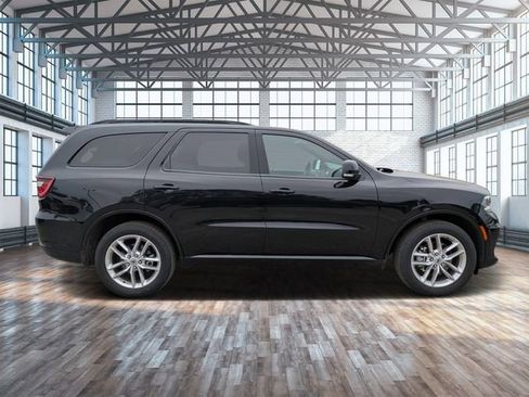 Used 2024 Dodge Durango GT AWD/4WD image 3
