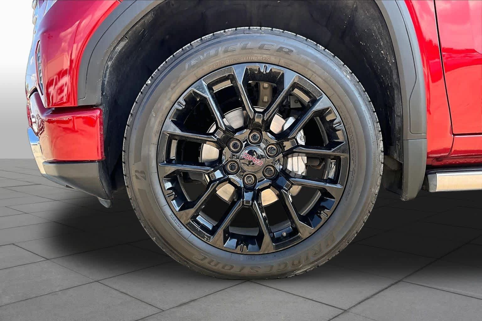Used 2023 GMC Sierra 1500 Denali w/ Denali Reserve Package AWD/4WD image 11