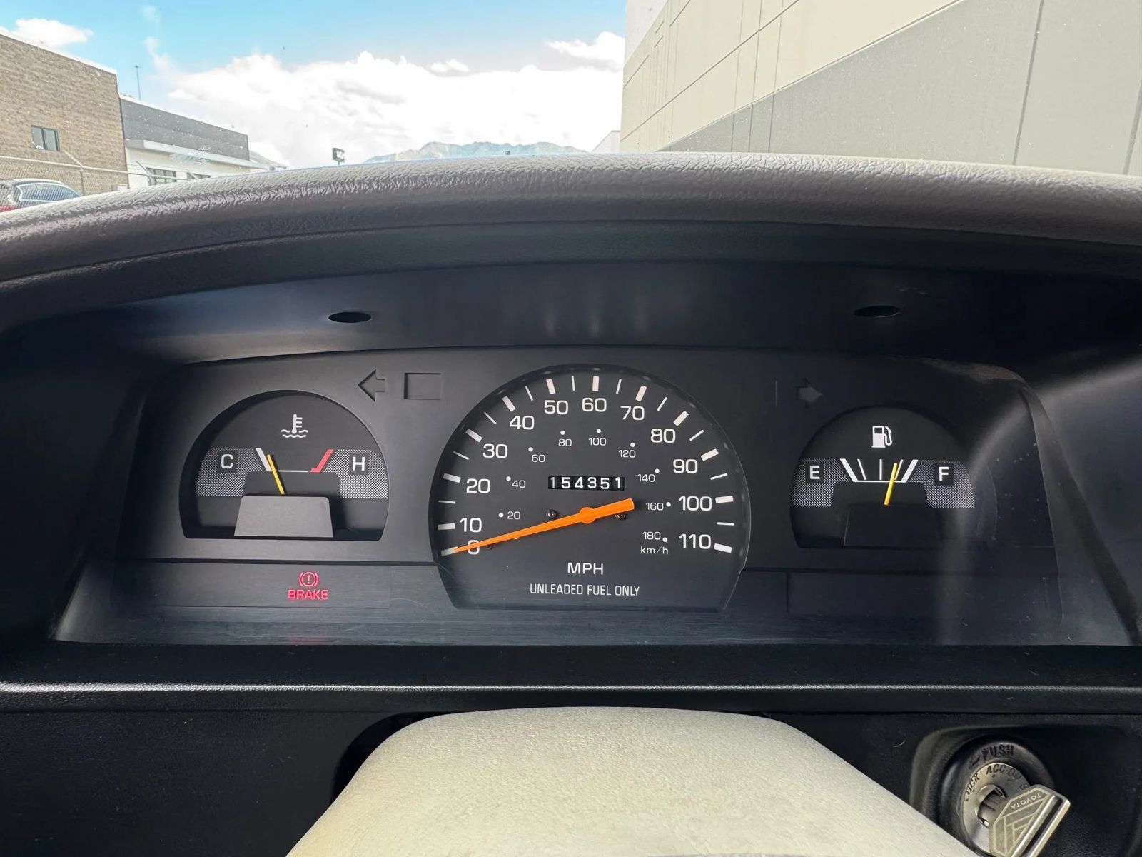 Used 1993 Toyota Pickup 2WD Regular Cab image 8