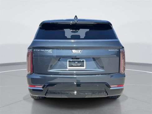 New 2026 Cadillac Escalade IQ Luxury 1 image 5