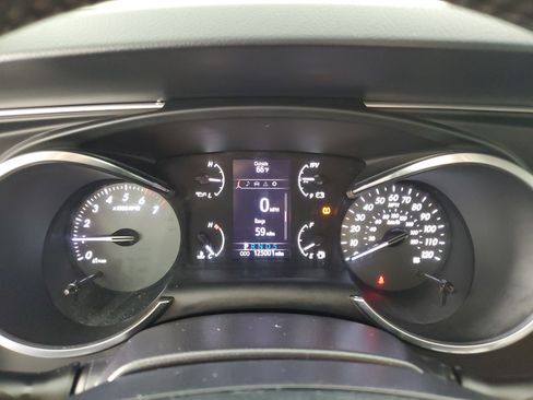 Used 2019 Toyota Sequoia SR5 AWD/4WD image 24