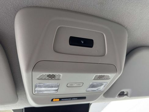 Used 2025 Ford Transit 250 Low Roof w/ Exterior Upgrade Package RWD image 32