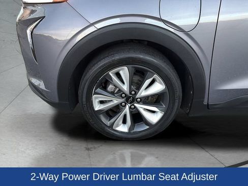 Used 2023 Chevrolet Bolt EUV LT w/ Convenience Package FWD image 29