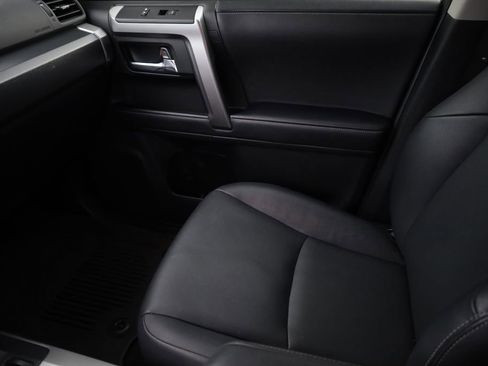 Used 2022 Toyota 4Runner TRD Sport w/ Technology Package AWD/4WD image 11