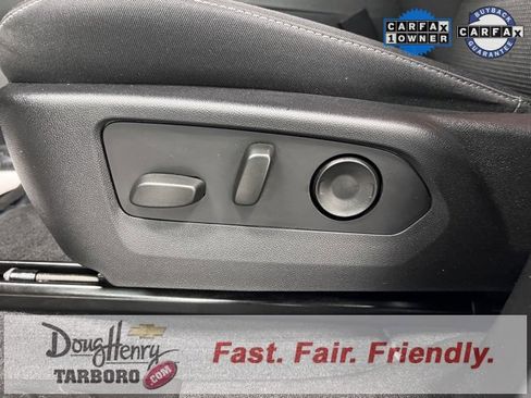 Used 2024 Chevrolet Colorado LT w/ LT Convenience Package II image 28