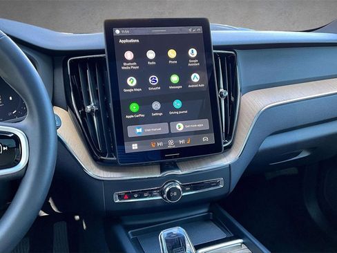 Certified 2026 Volvo XC60 B5 Plus w/ Protection Package Premier image 9