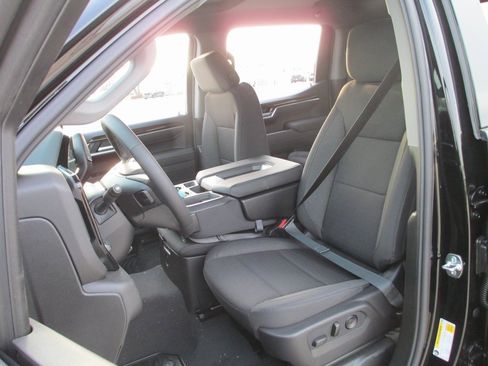 New 2026 GMC Sierra 1500 Elevation image 10