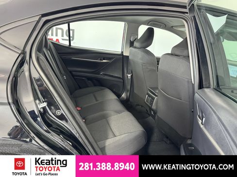 Used 2025 Toyota Camry LE FWD image 18